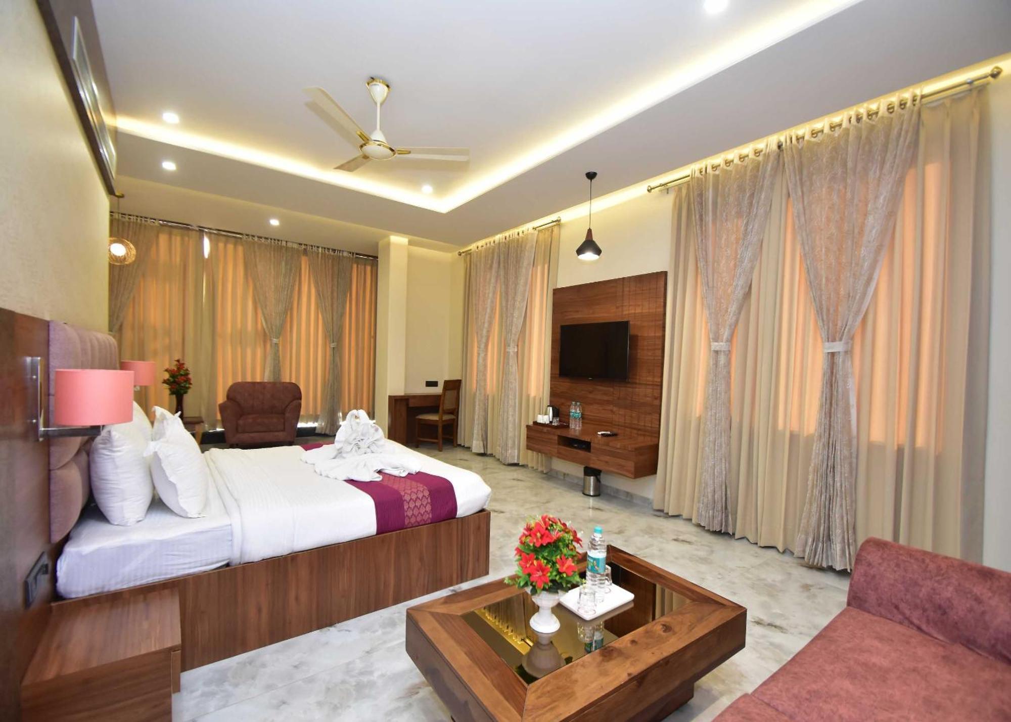 Hotel Shyamleela Khātu Exterior foto